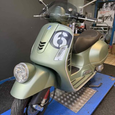 Vespa Sei Giorni GTS 300
